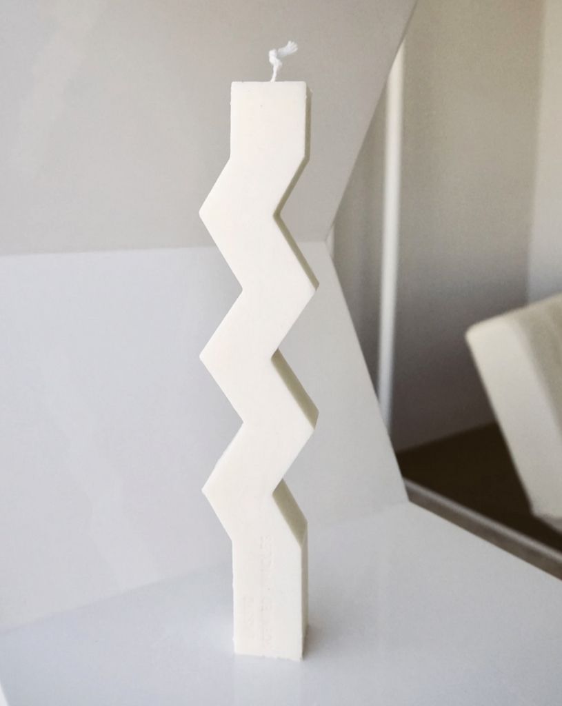 Zig Zag monochrome Candle (Lampades)