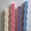 Wavy monochrome Candle (Lampades)