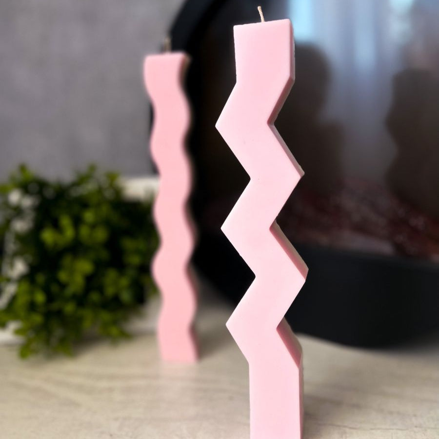 Zig Zag monochrome Candle (Lampades)